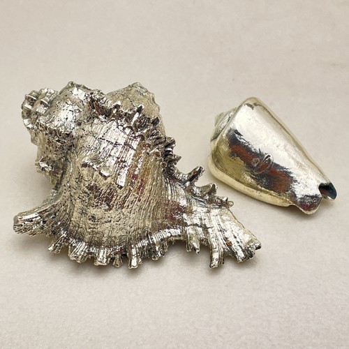 Silver tone seashell figurines - silver,